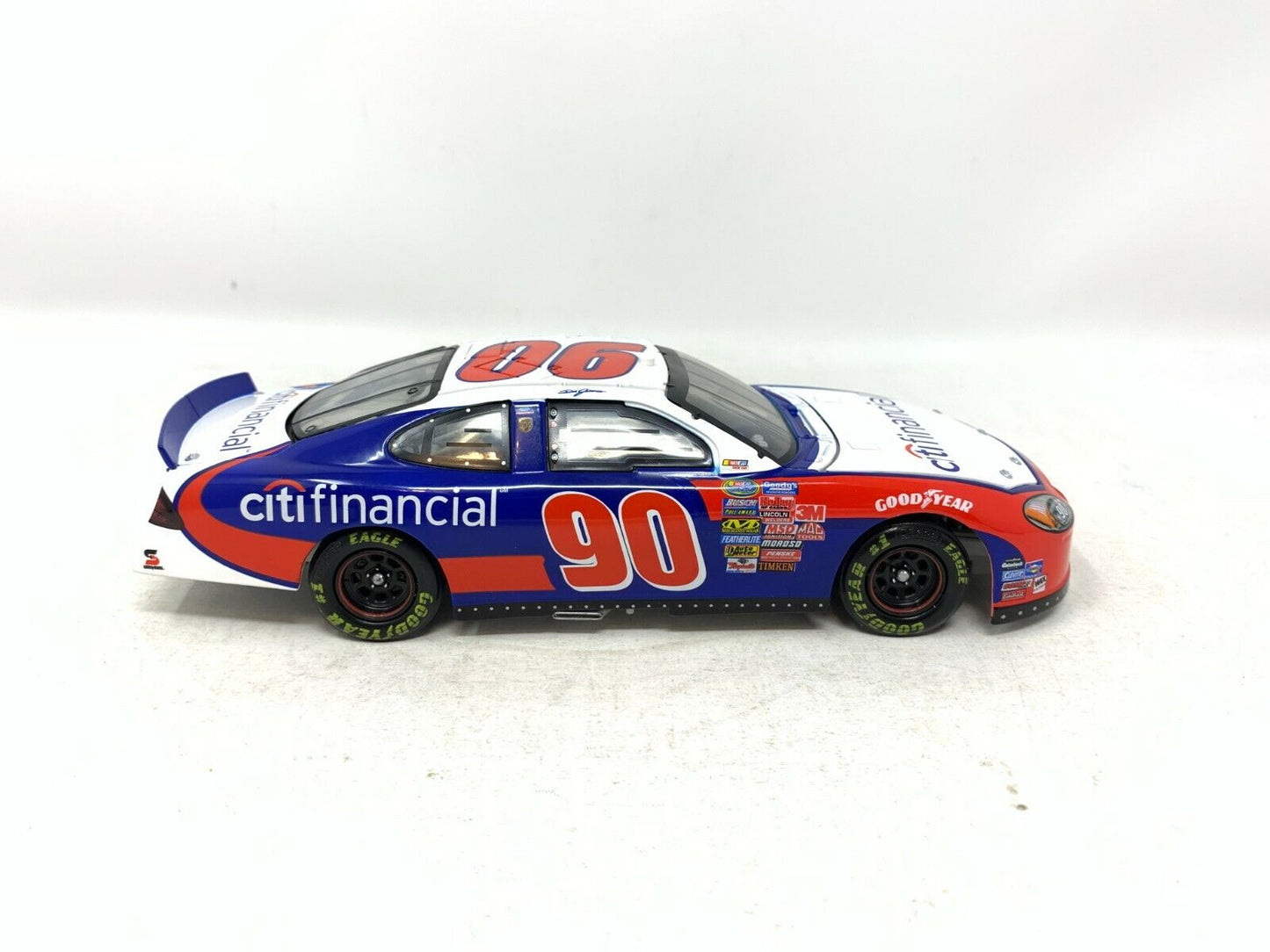 Action Nascar #90 Dale Jarrett CitiFinancial 2005 Ford Taurus 1:24 Diecast