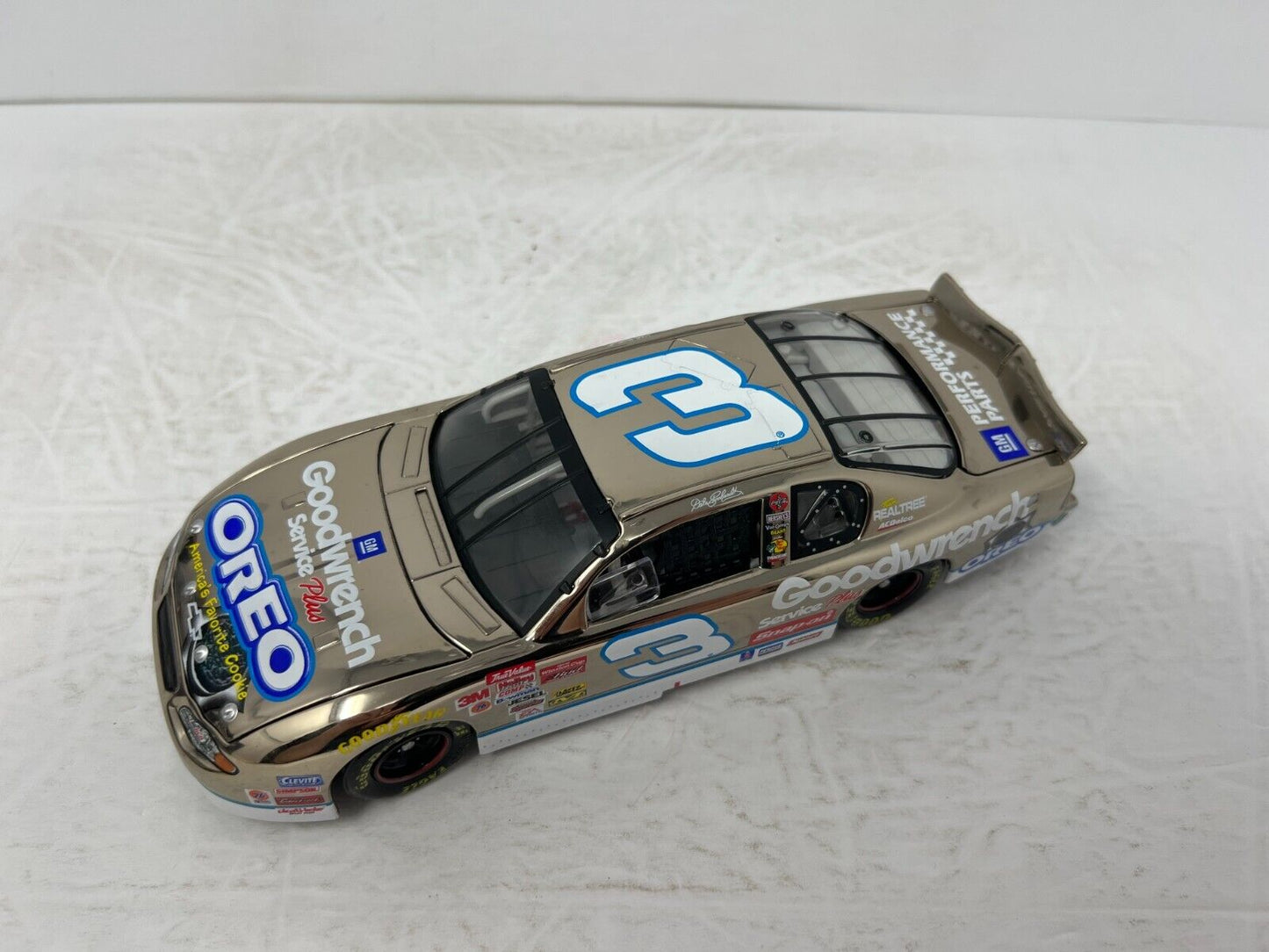 Action Nascar #3 Dale Earnhardt Sr. Oreo Goodwrench GM Dealers 2001 1:24 Diecast