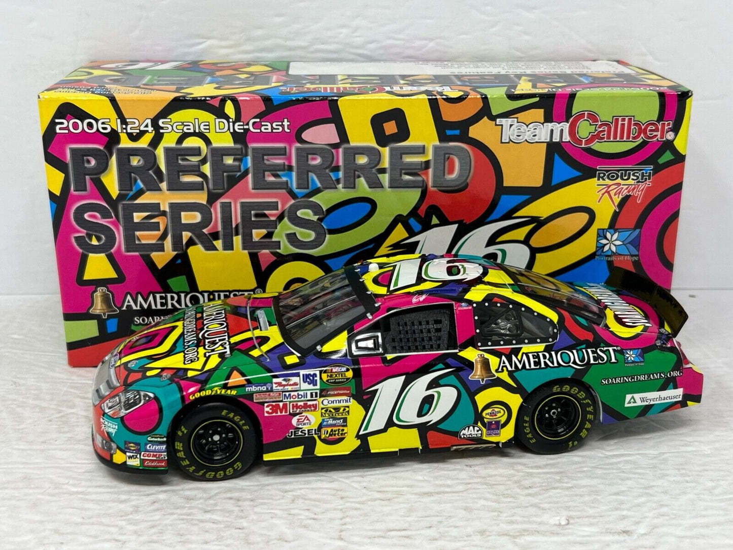 Team Caliber Nascar #16 Greg Biffle Soaring Dreams 2006 Ford Fusion 1:24 Diecast