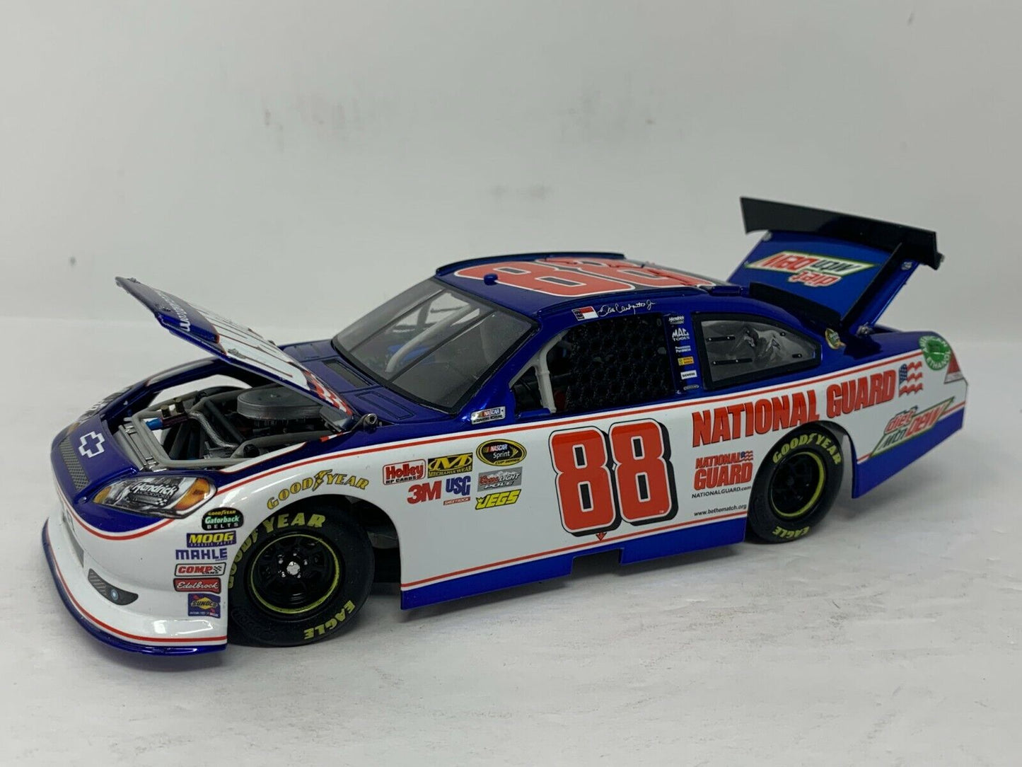 Lionel Nascar #88 Dale Earnhardt Jr. National Guard Chrome Impala 1:24 Diecast