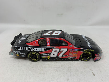 Action Nascar #87 Joe Nemechek Cellular One 2000 Monte Carlo 1:24 Diecast