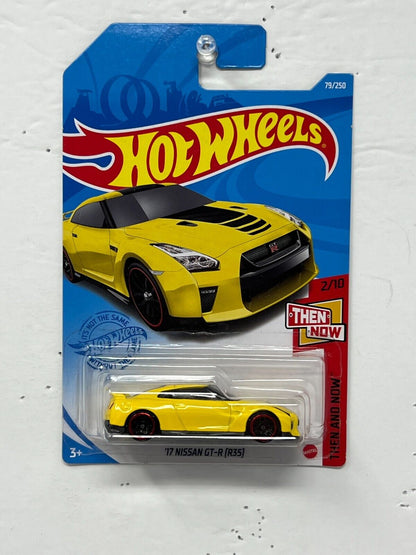 Hot Wheels Then and Now 2017 Nissan GT-R R35 JDM 1:64 Diecast