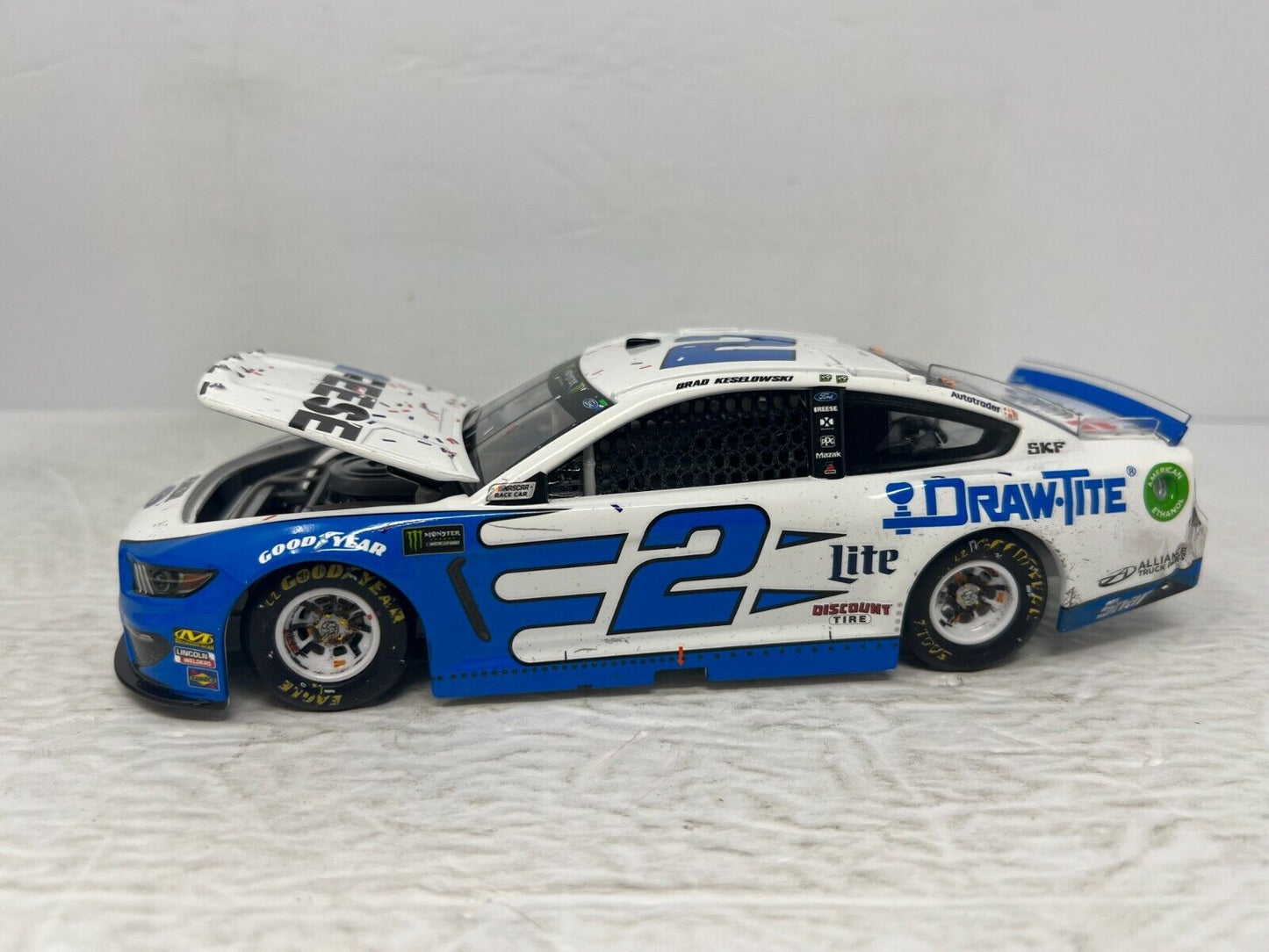 Lionel Nascar #2 Brad Keselowski Reese Martinsville Win 2019 Mustang 124 Diecast