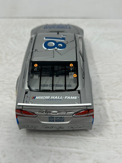 Lionel Racing Nascar #18 Hall of Fame 5 Inductees Ron Hornaday Ford 1:24 Diecast