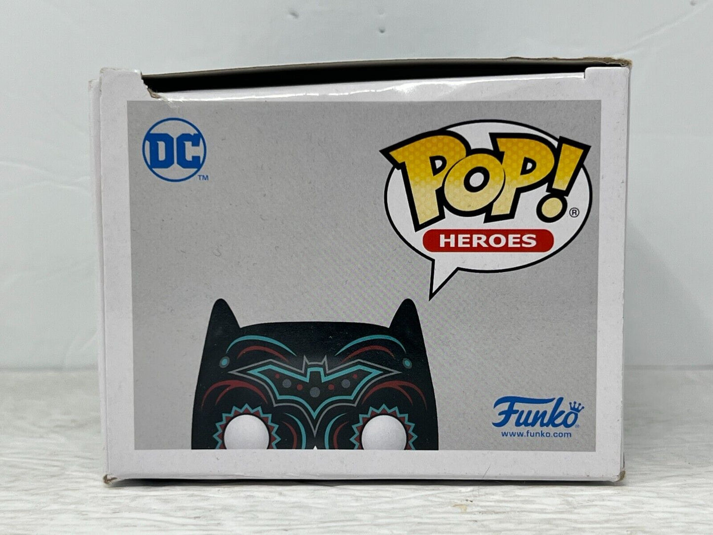 Funko Pop! Heroes DC Super Heroes #409 Batman Vinyl Figure
