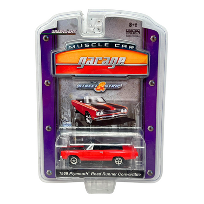 Greenlight Muscle Car Garage 1969 Plymouth Road Runner Convertible 1:64 Diecast