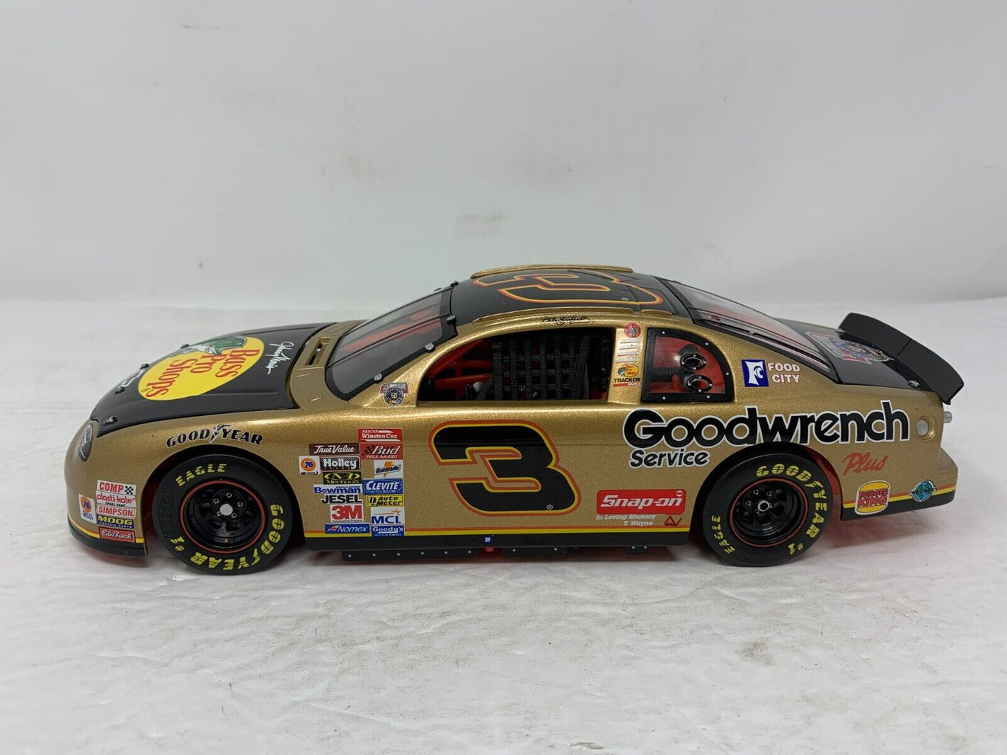 Revell Nascar #3 Bass Pro Shops Dale Earnhardt Sr. 1998 Monte Carlo 1:18 Diecast