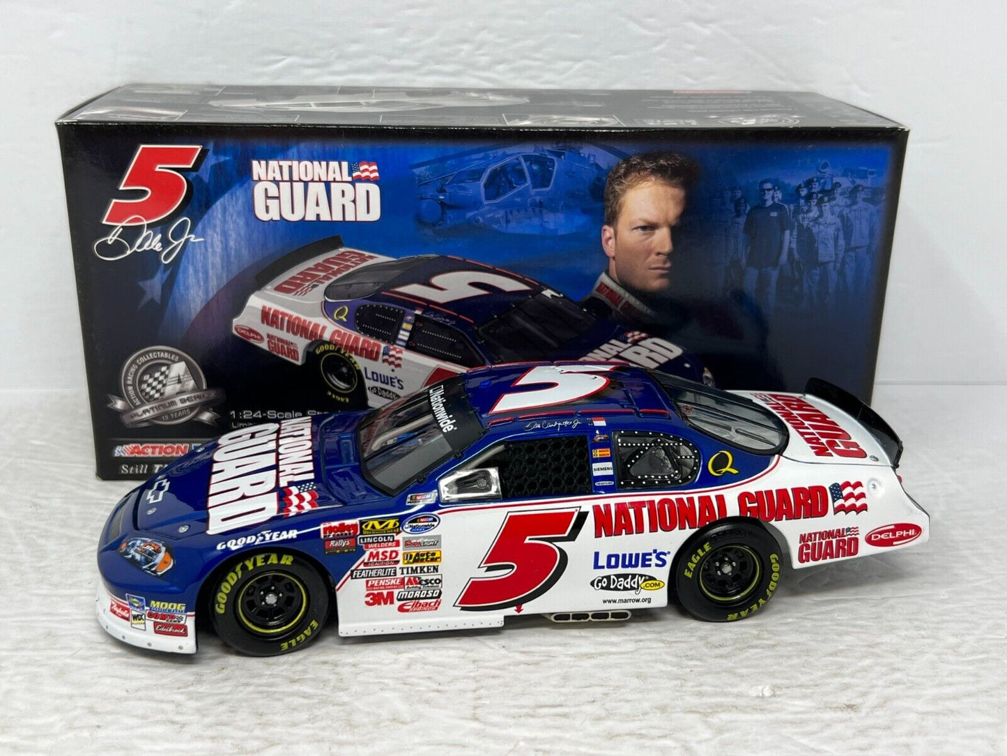 Action Nascar #5 Dale Earnhardt Jr. National Guard 2008 Impala SS 1:24 Diecast