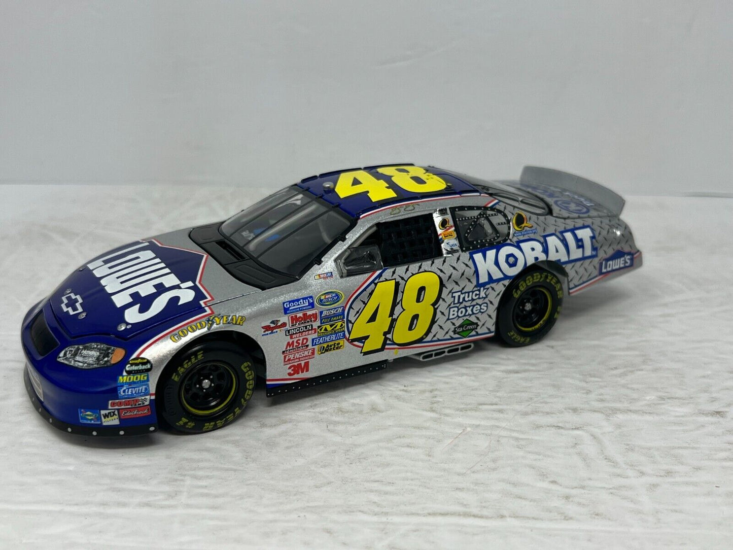 Action Nascar #48 Jimmie Johnson Lowe's Kobalt Truck Box 2005 Chevy 1:24 Diecast