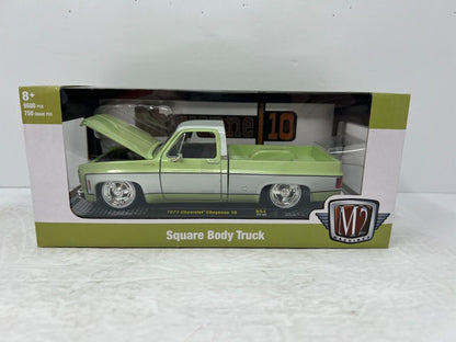 M2 Machines Square Body Truck 1973 Chevrolet Cheyenne 10 R94 1:24 Diecast