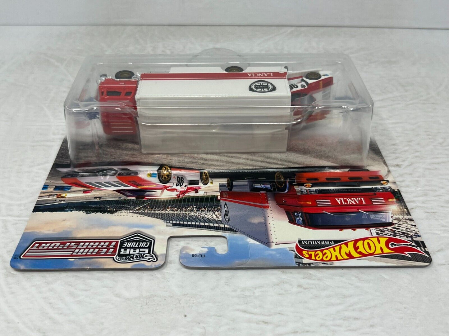 Hot Wheels Premium Lancia Stratos Group 5 #42 Team Transport 1:64 Diecast