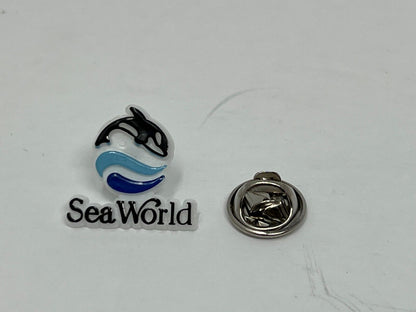 Sea World Shamu Orca Whale Lapel Pin P2
