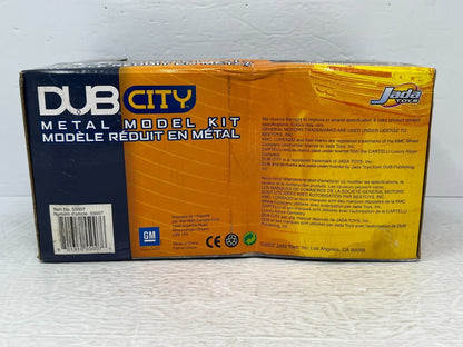 Jada Dub City 2000 Chevy S-10 1:24 Diecast Metal Model Kit