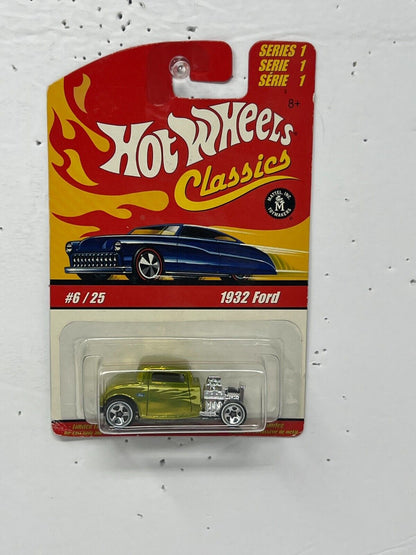 Hot Wheels Classics Series 1 1932 Ford 1:64 Diecast