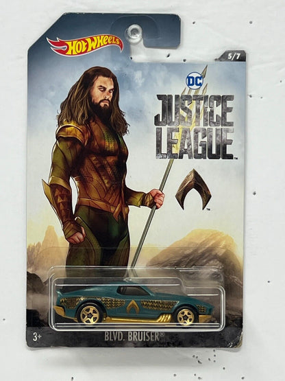Hot Wheels DC Justice League Aquaman Blvd. Bruiser 1:64 Diecast