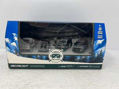 Greenlight Diorama Aspen Colorado Ski Lodge Raw Green Machine Chase 1:64 Diecast