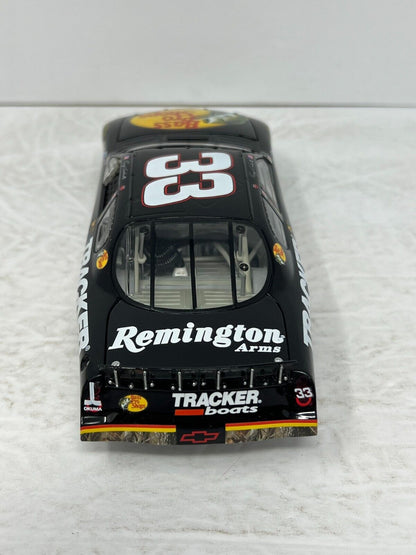 Action Nascar #33 Kerry Earnhardt Bass Pro Shops 2004 Monte Carlo 1:24 Diecast