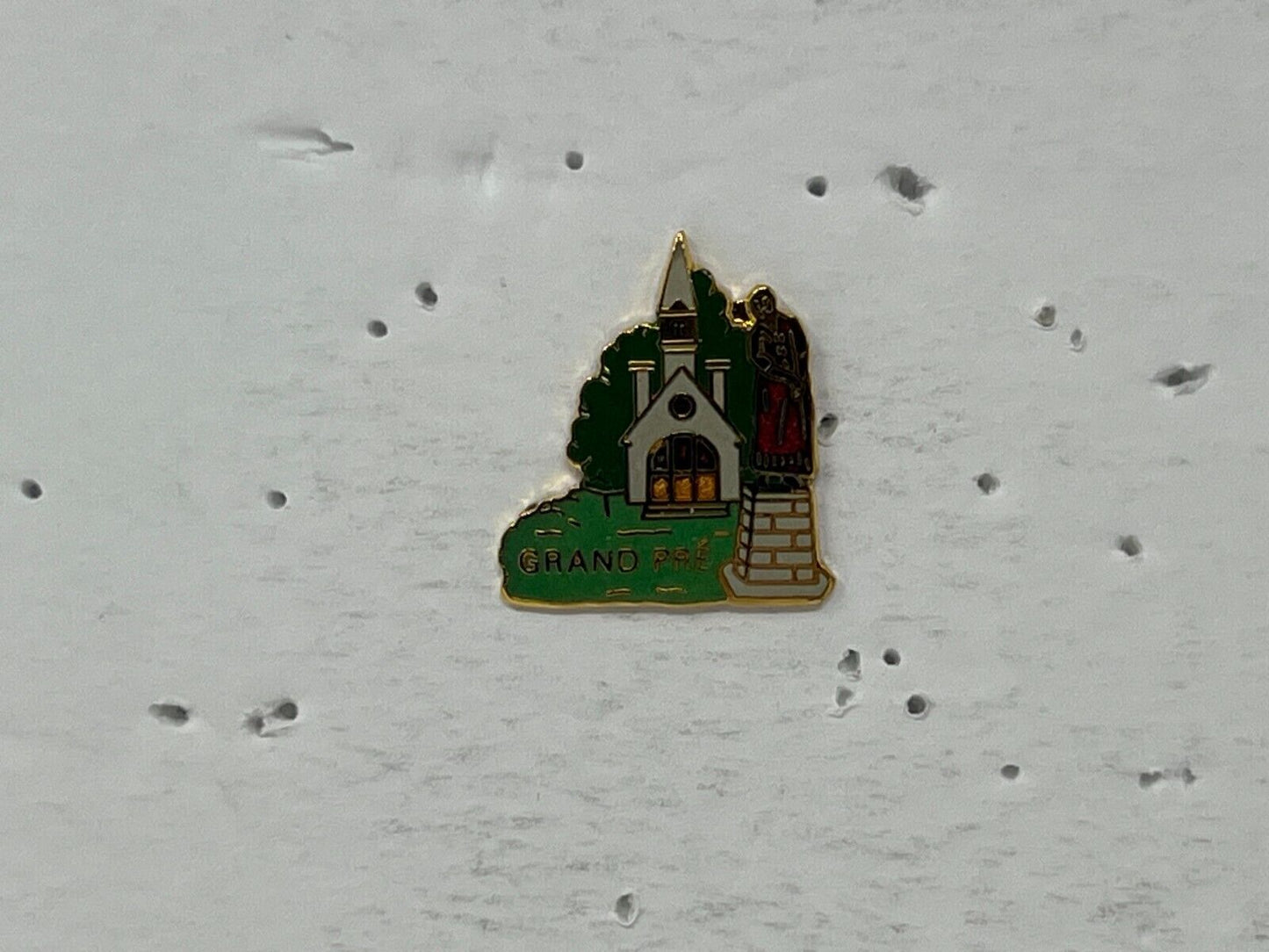 Grand-Pré Nova Scotia Souvenir Cities & States Lapel Pin SP1