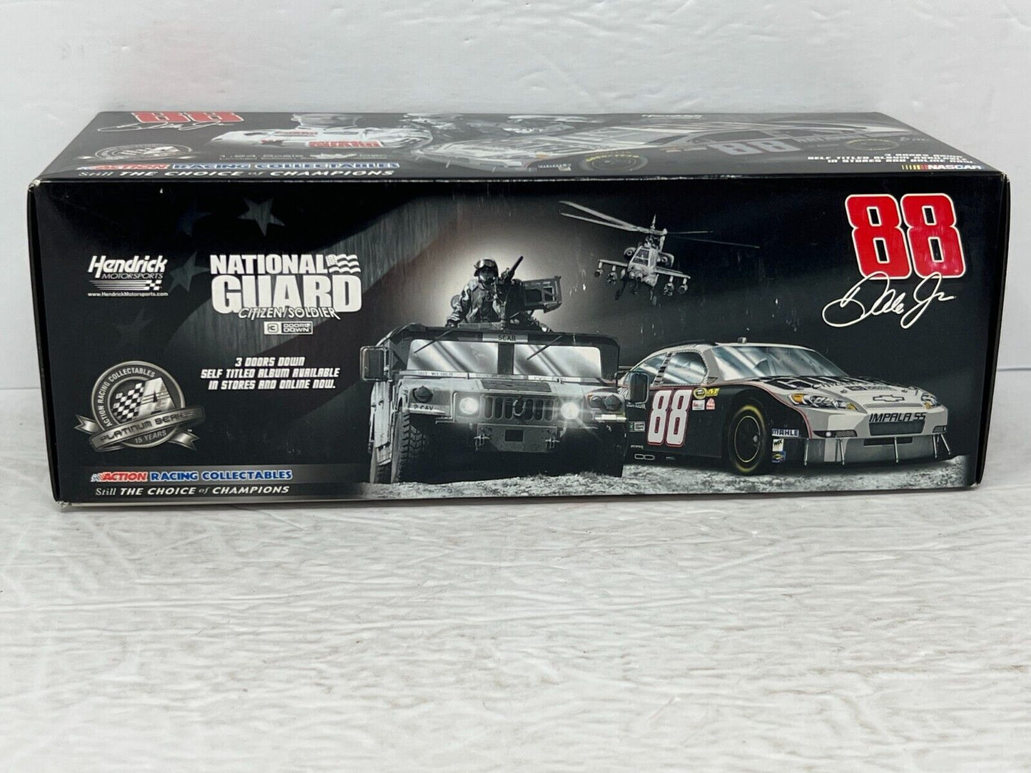 Action Nascar #88 Dale Earnhardt Jr. National Guard 3 Doors Down 1:24 Diecast