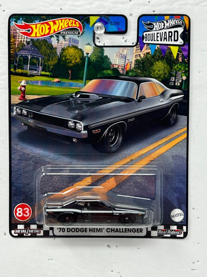 Hot Wheels Premium Boulevard '70 Dodge Hemi Challenger 1:64 Diecast