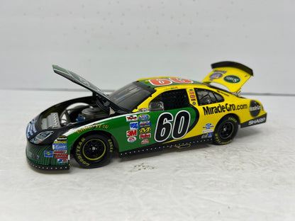 Action Nascar #60 Carl Edwards Scotts Busch Champion 2007 Fusion 1:24 Diecast