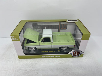 M2 Machines Square Body Truck 1973 Chevrolet Cheyenne 10 R94 1:24 Diecast