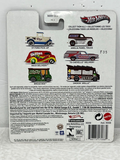 Hot Wheels Snickers Anglia Panel Truck Real Riders 1:64 Diecast