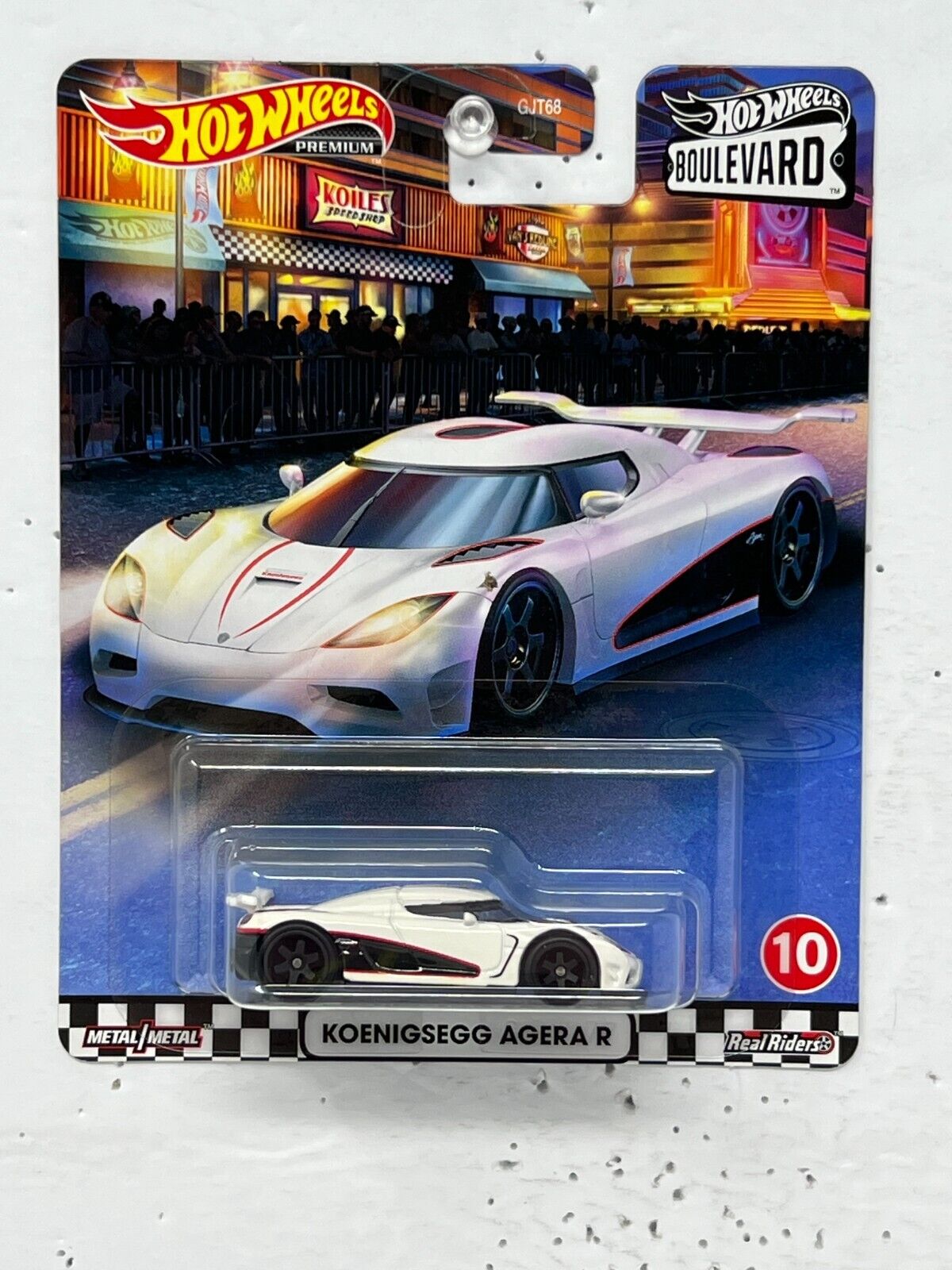 Hot Wheels Premium Boulevard Koenigsegg Agera R 1:64 Diecast