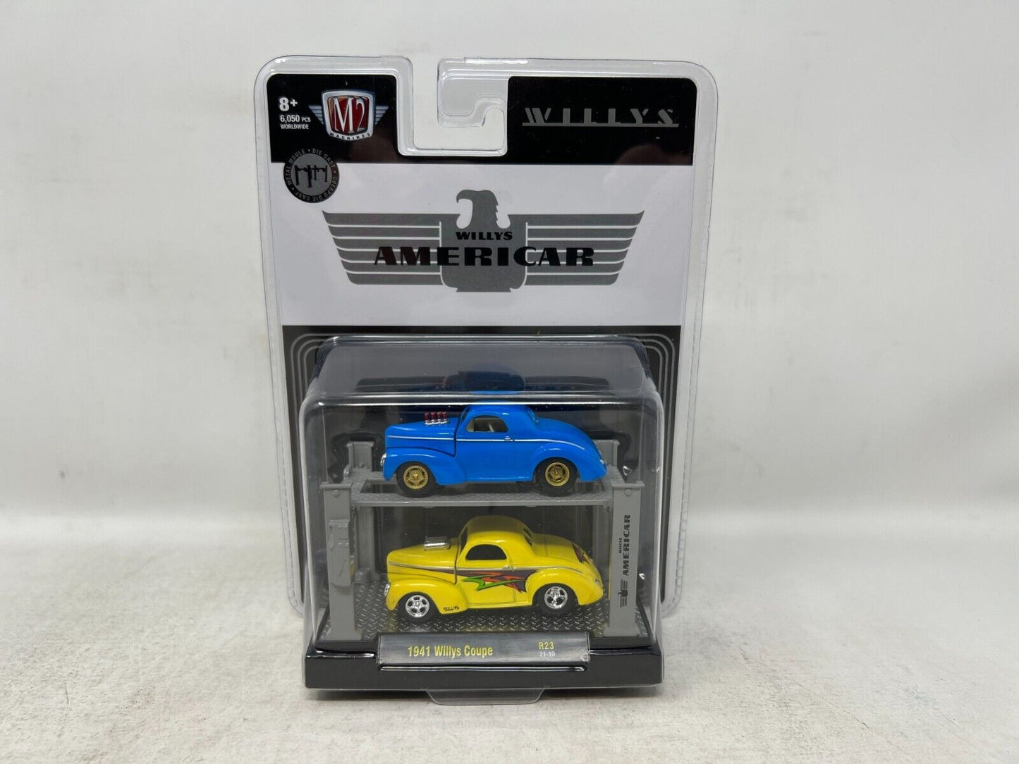 M2 Machines Auto Lifts Willys Americar 1941 Willys Coupe R23 1:64 Diecast