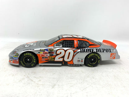 Action Nascar #20 Tony Stewart Home Depot 25th Anniversary 1:24 Diecast