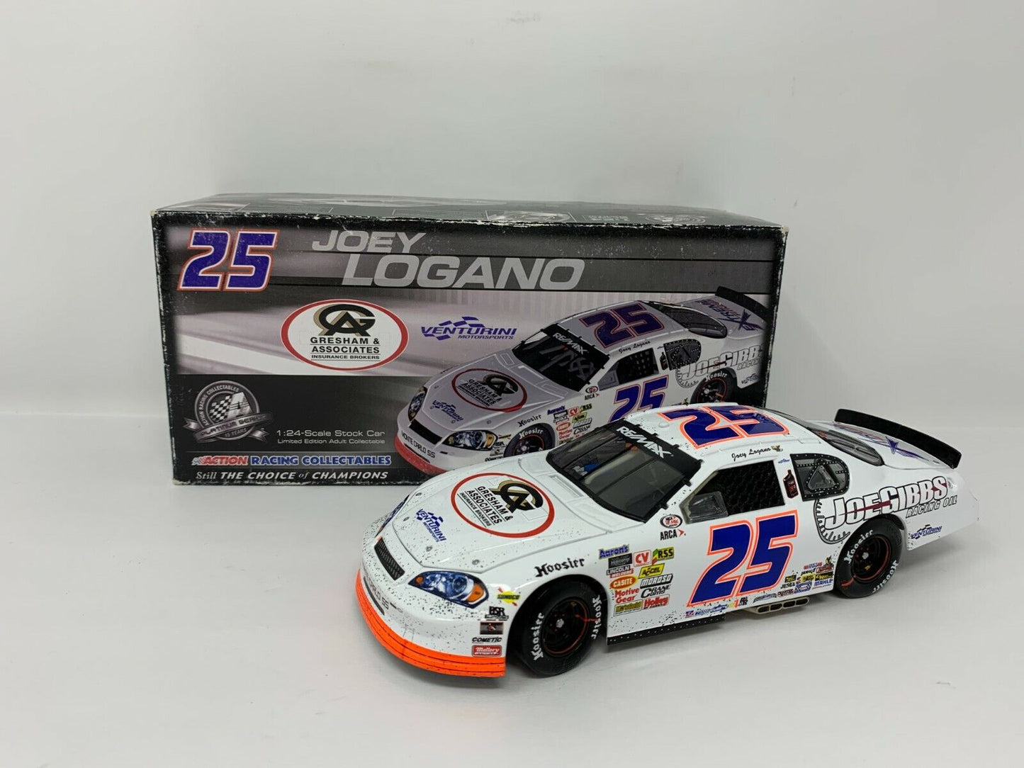 Action Nascar #25 Joey Logano Joe Gibbs Driven Racing Oil Impala 1:24 Diecast