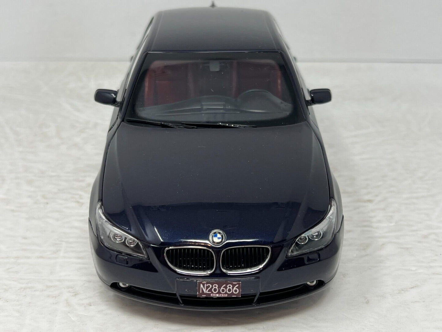 Kyosho BMW 545i Sedan Blue 1:18 Diecast