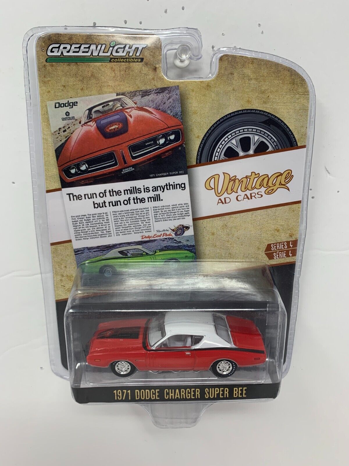 Greenlight Vintage Ad Cars Series 4 1971 Dodge Charger Super Bee 1:64 Diecast