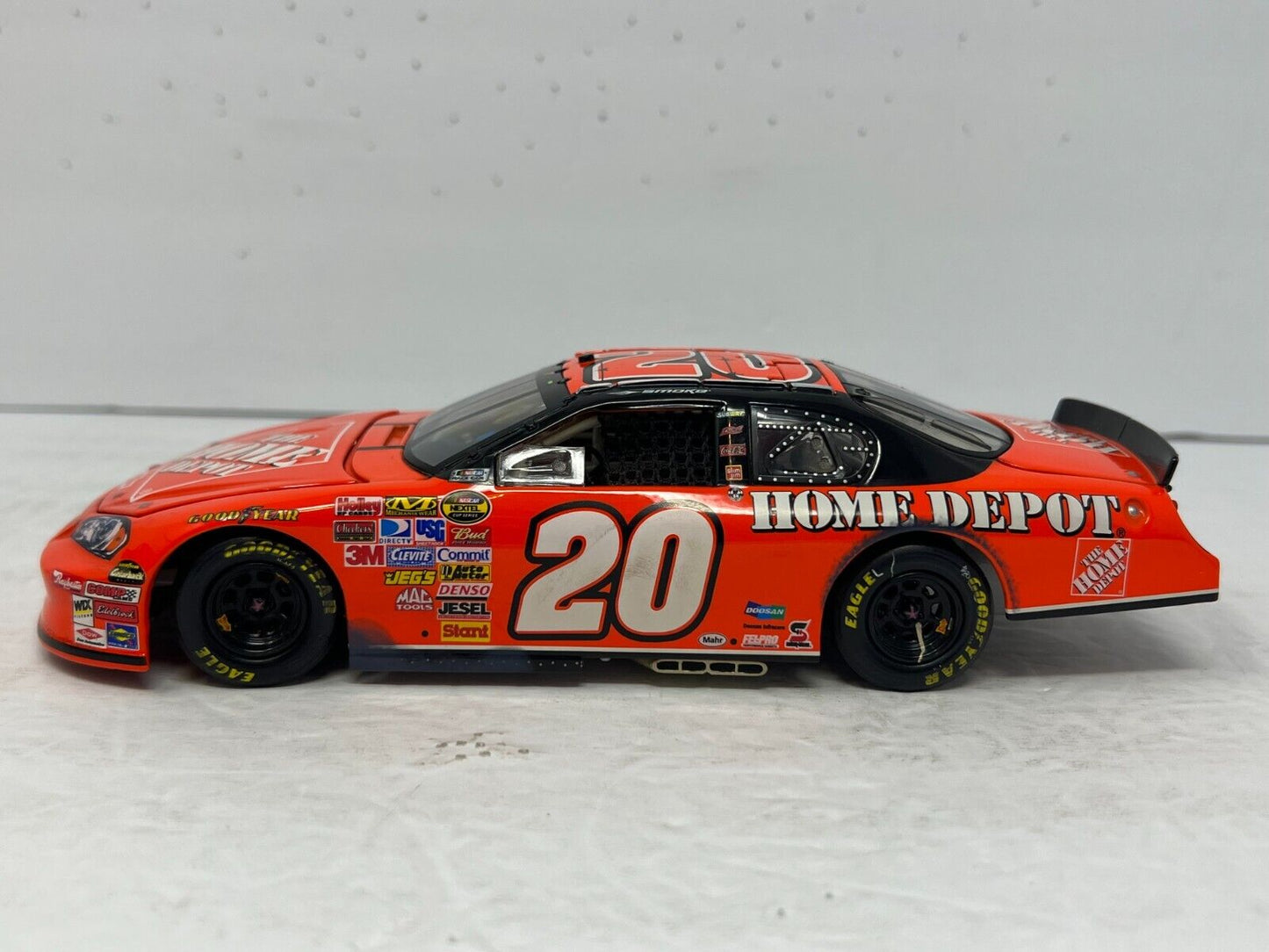 Motorsports Authentics #20 Tony Stewart Bud Shootout Raced Win 1:24 Diecast