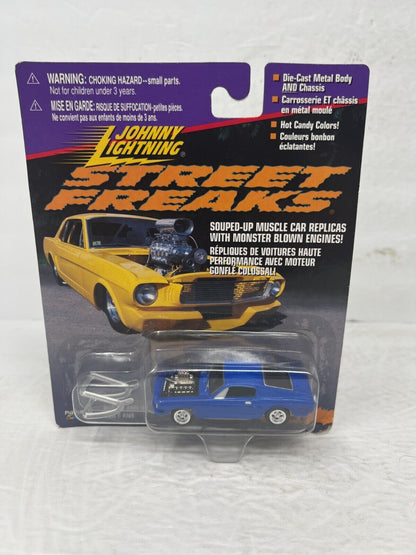 Johnny Lightning Street Freaks 1968 Ford Mustang GT 1:64 Diecast