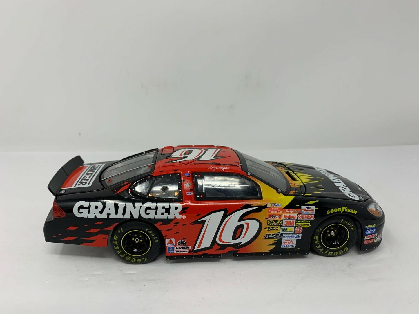 Team Caliber Owners Nascar #16 Grainger Greg Biffle Ford Taurus 1:24 Diecast