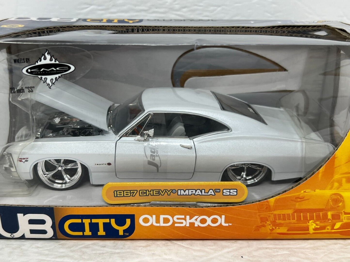 Jada Dub City Oldskool 1967 Chevy Impala SS 1:24 Diecast