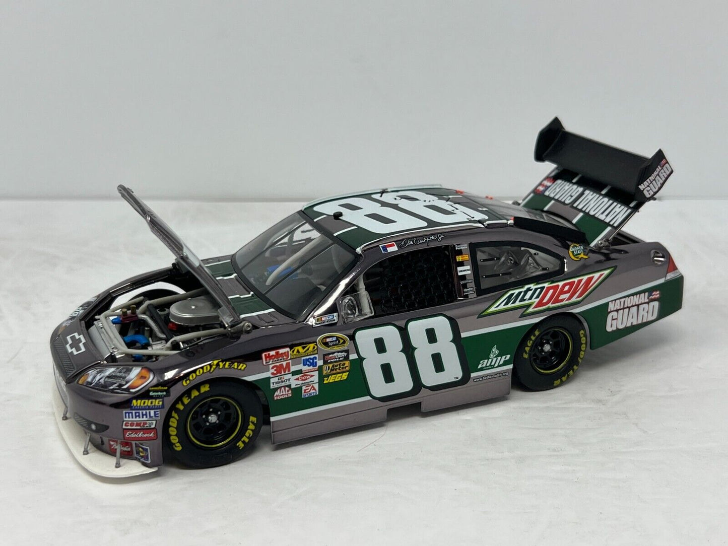 Action Nascar #88 Dale Earnhardt Jr. AMP Energy Race Fans Gunmetal 1:24 Diecast