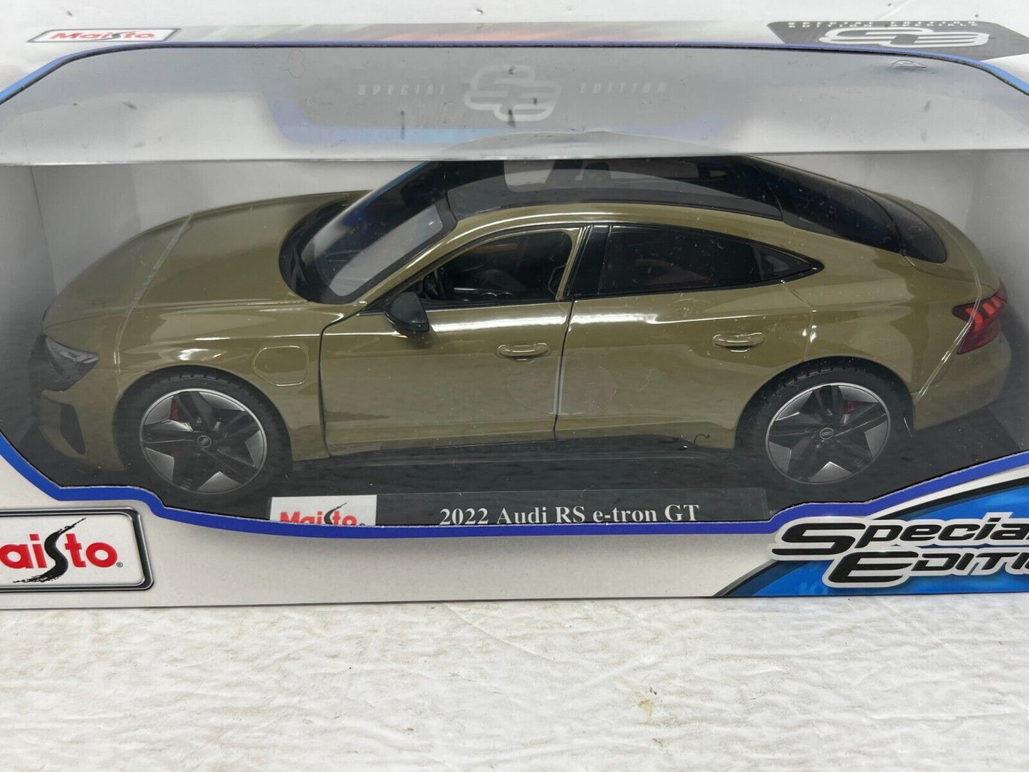 Maisto 2022 Audi RS e-tron GT Special Edition 1:18 Diecast