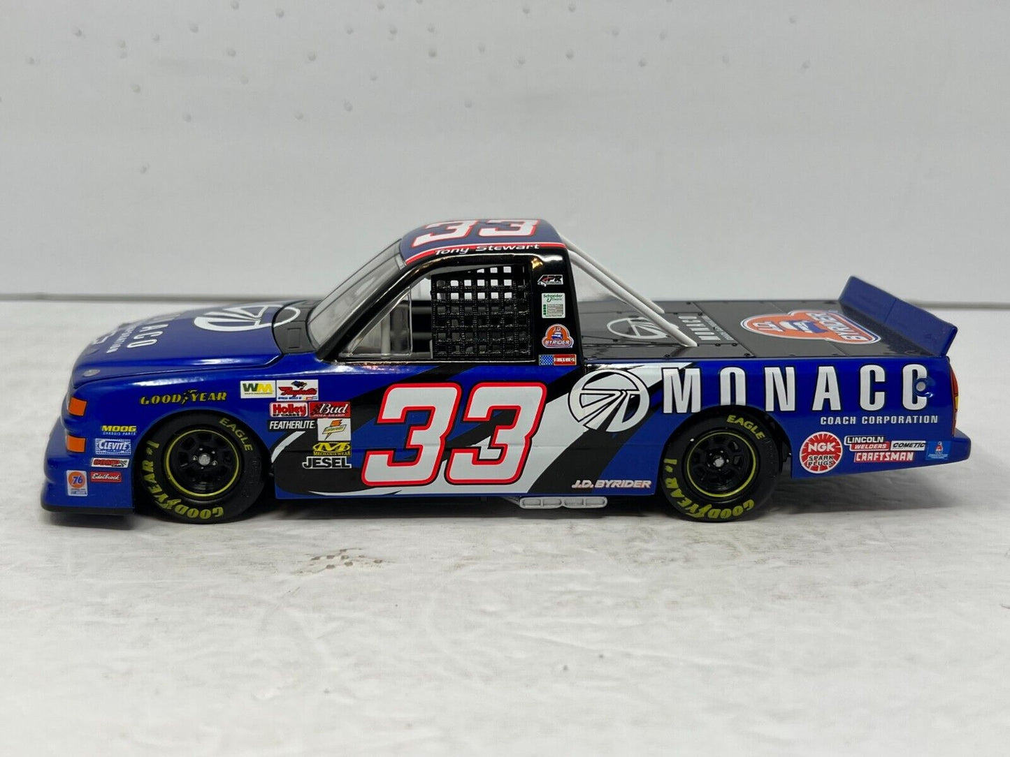 Action Nascar #33 Tony Stewart Monaco Motorcoaches Chevy Race Truck 1:24 Diecast