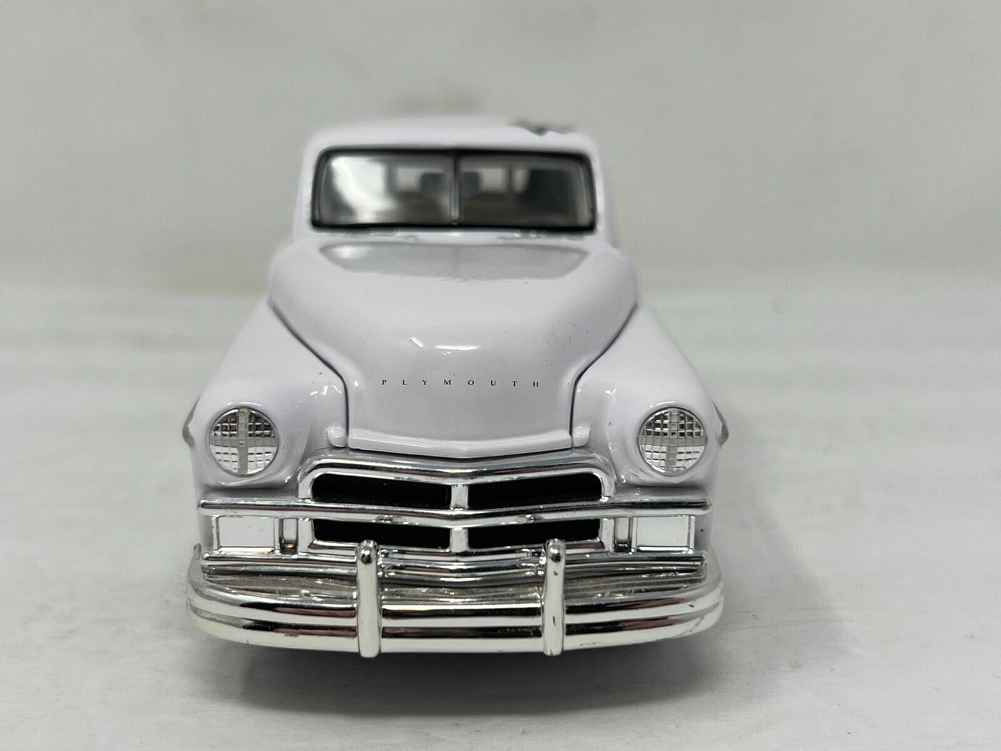 Racing Champions #42 Lee Petty 1949 Plymouth Deluxe 1:24 Diecast