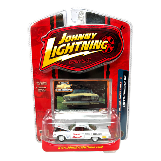 Johnny Lightning Chevy Thunder 1962 Chevy Bel Air Super Stock 1:64 Diecast