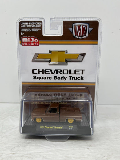 M2 Machines Mijo Square Body Truck 1975 Chevrolet Silverado 1:64 Diecast