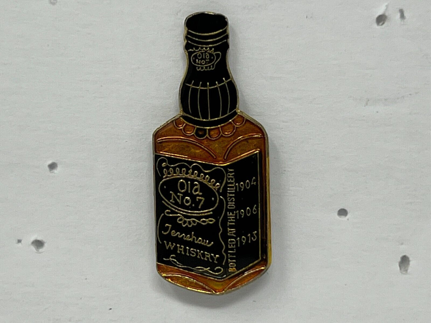 Jack Daniel's Tennessee Whiskey Bottle Beer & Liquor Lapel Pin