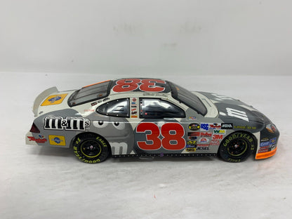 Action Nascar #38 Elliott Sadler M&M's Raced Version BANK 1:24 Diecast & Figure