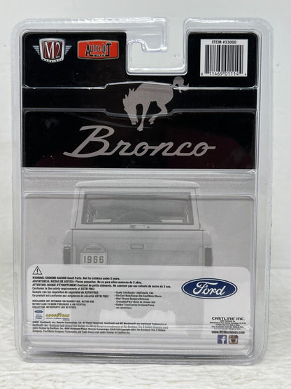 M2 Machines Auto-Lifts 1966 Ford Bronco CHASE 1:64 Diecast