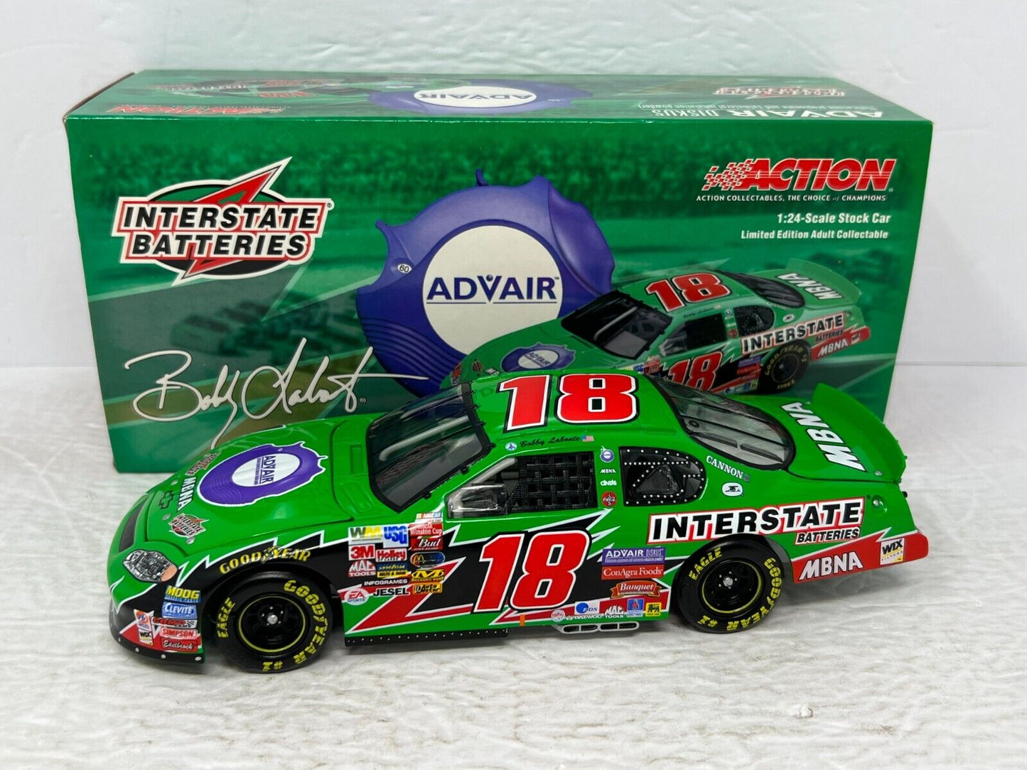 Action Nascar #18 Bobby Labonte Interstate Batteries Advair 2003 1:24 Diecast