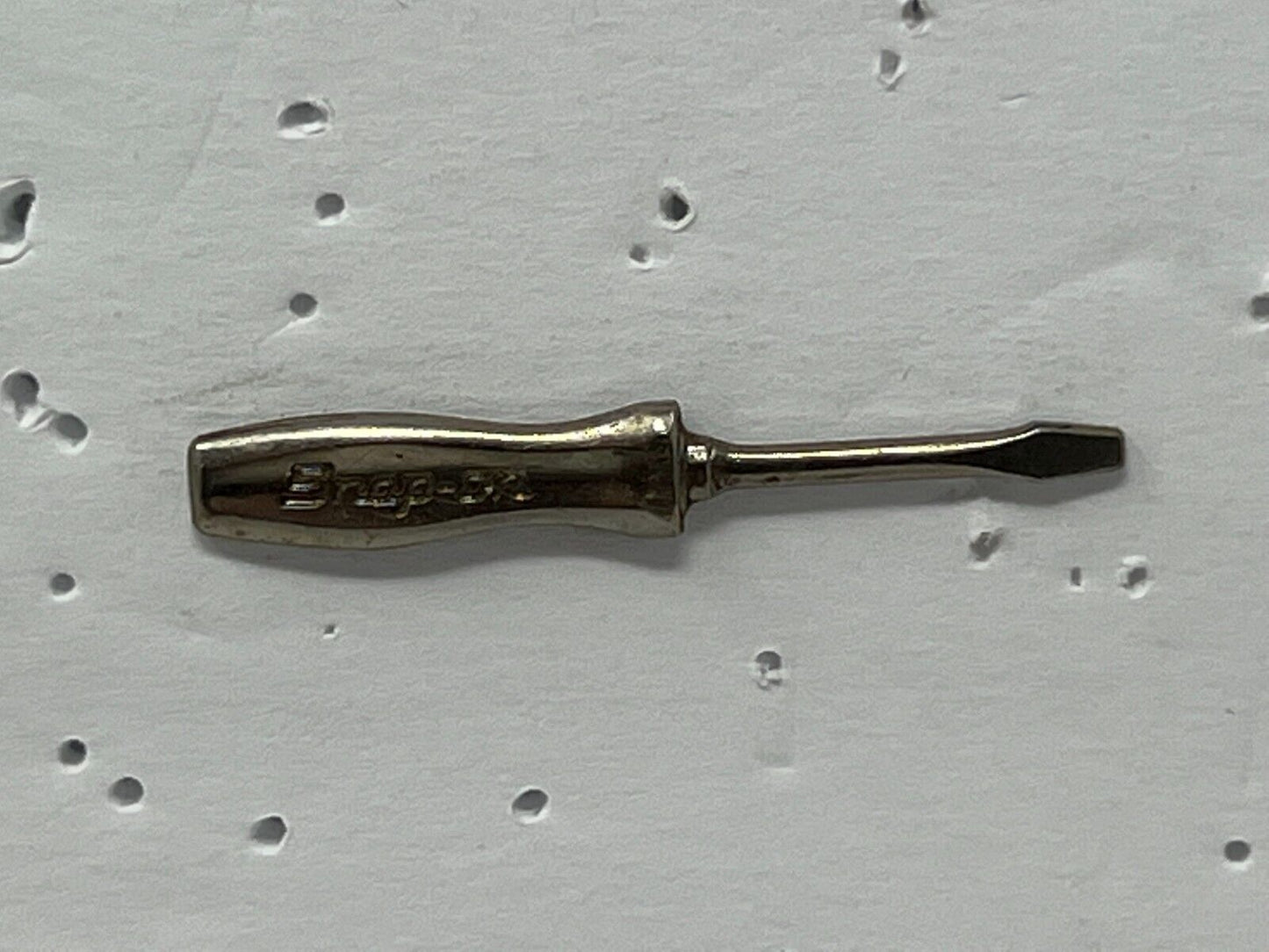 Snap-On Screwdriver Automotive Lapel Pin