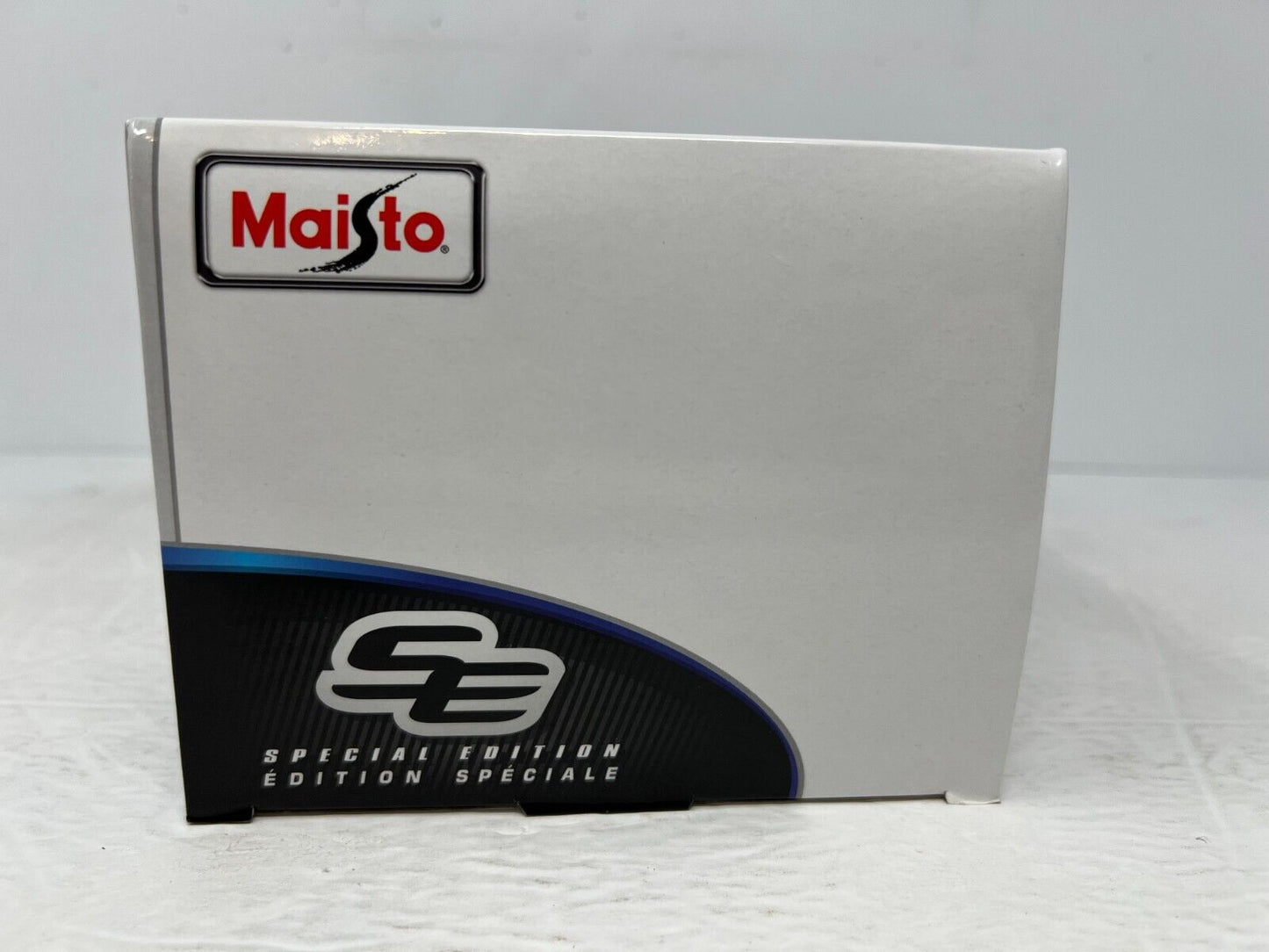 Maisto Ferrari SF90 Stradale Special Edition 1:18 Diecast