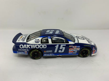 Action Nascar Ken Schrader #15 Oakwood Homes 1999 Monte Carlo Bank 1:24 Diecast